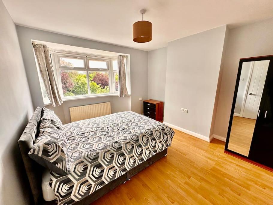 5 Bed Property In Se12 London Luaran gambar